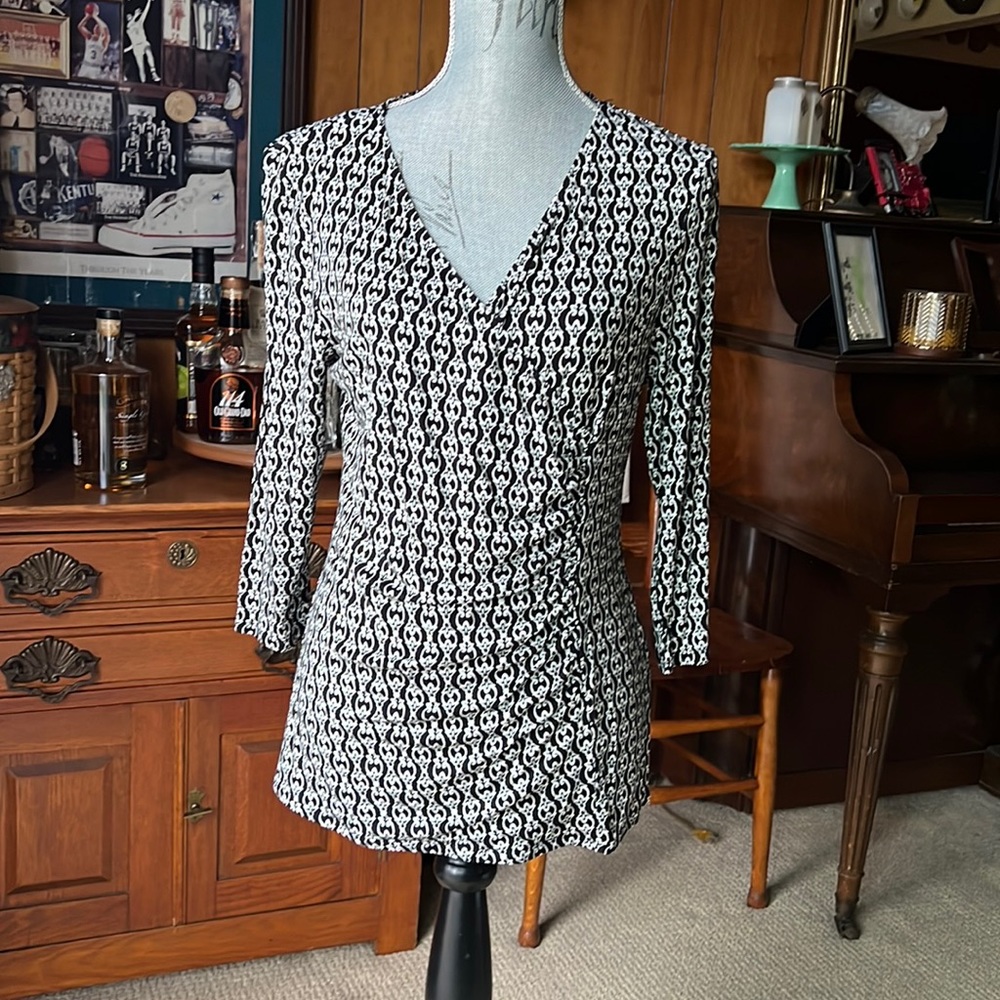 Lovely Dana Bachman Blouse